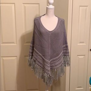 American Eagle Gray Sweater Poncho Size Medium